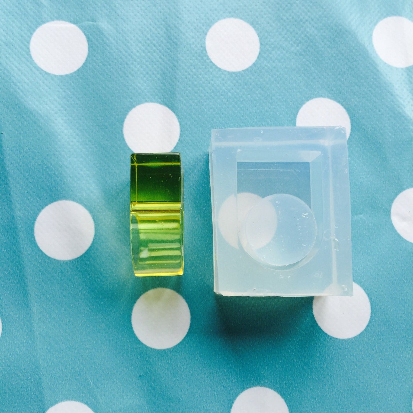 US 6.7 US 8.5 Silicone Ring Mold - Square Chunky Resin Mould RM01