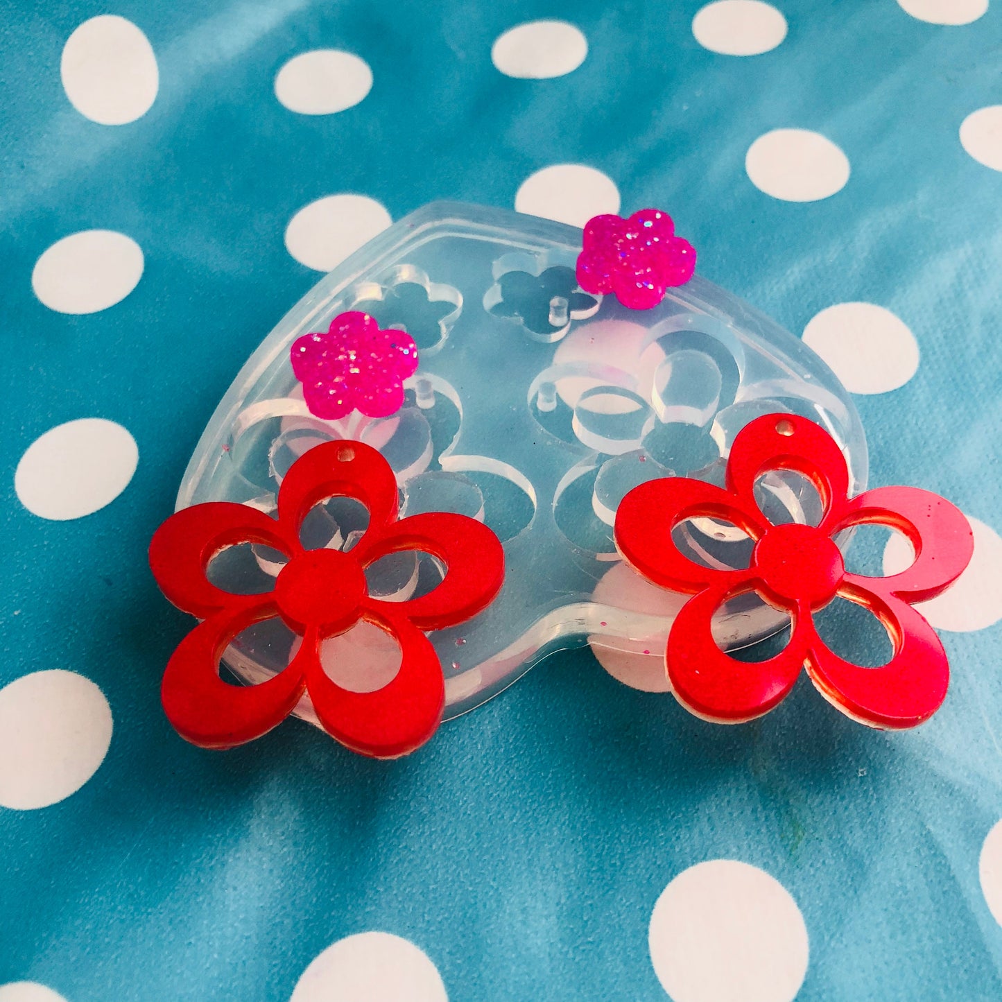 Clear silicone molds for resin 35mm Flat Flower Silicone Dangle Earring Mold with Holes Statement EM301