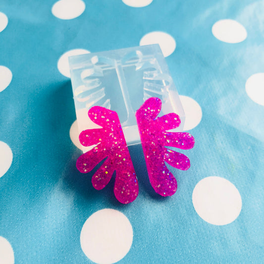 30mm Doodle Leaf Stud Silicone Earring Mold - Resin Shape Nature Tropical EM306