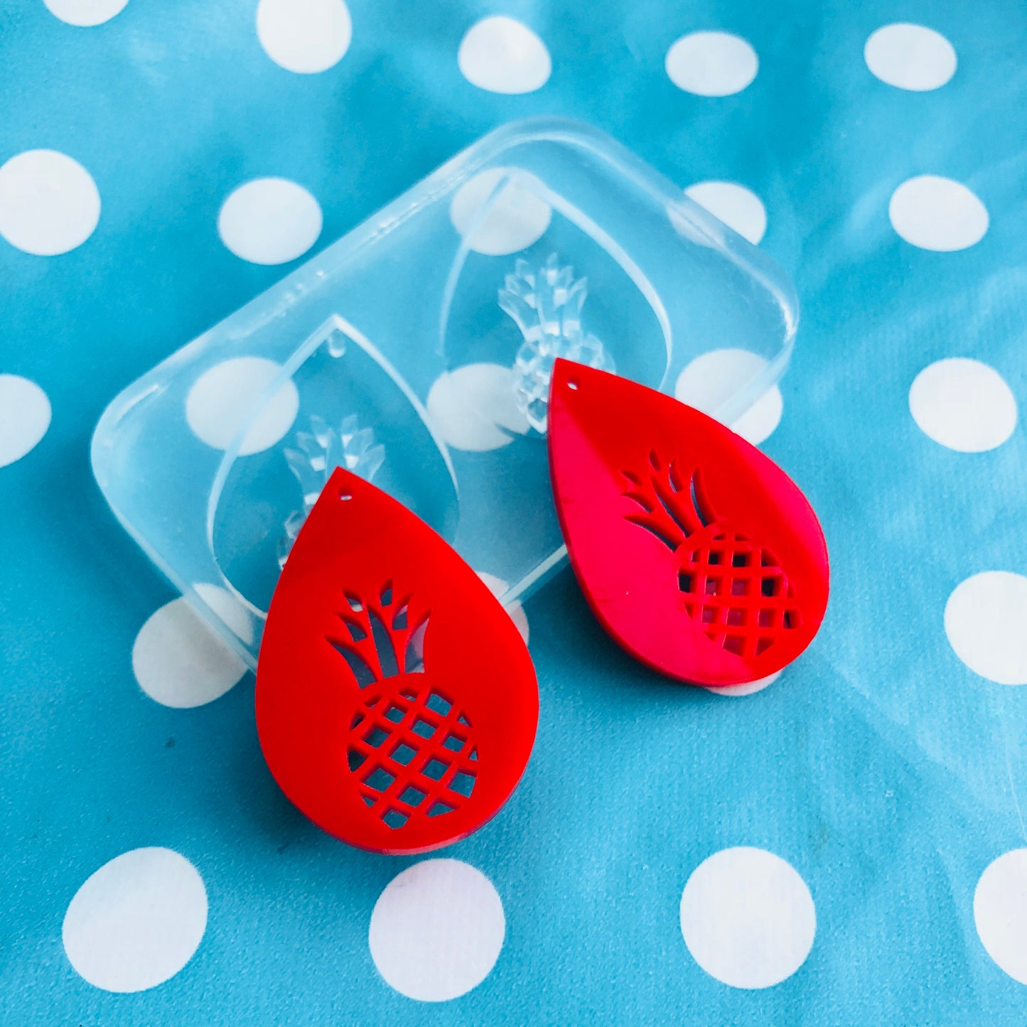 50mm Silicone Earring Cut Out Pineapple Dangle Donut Mold