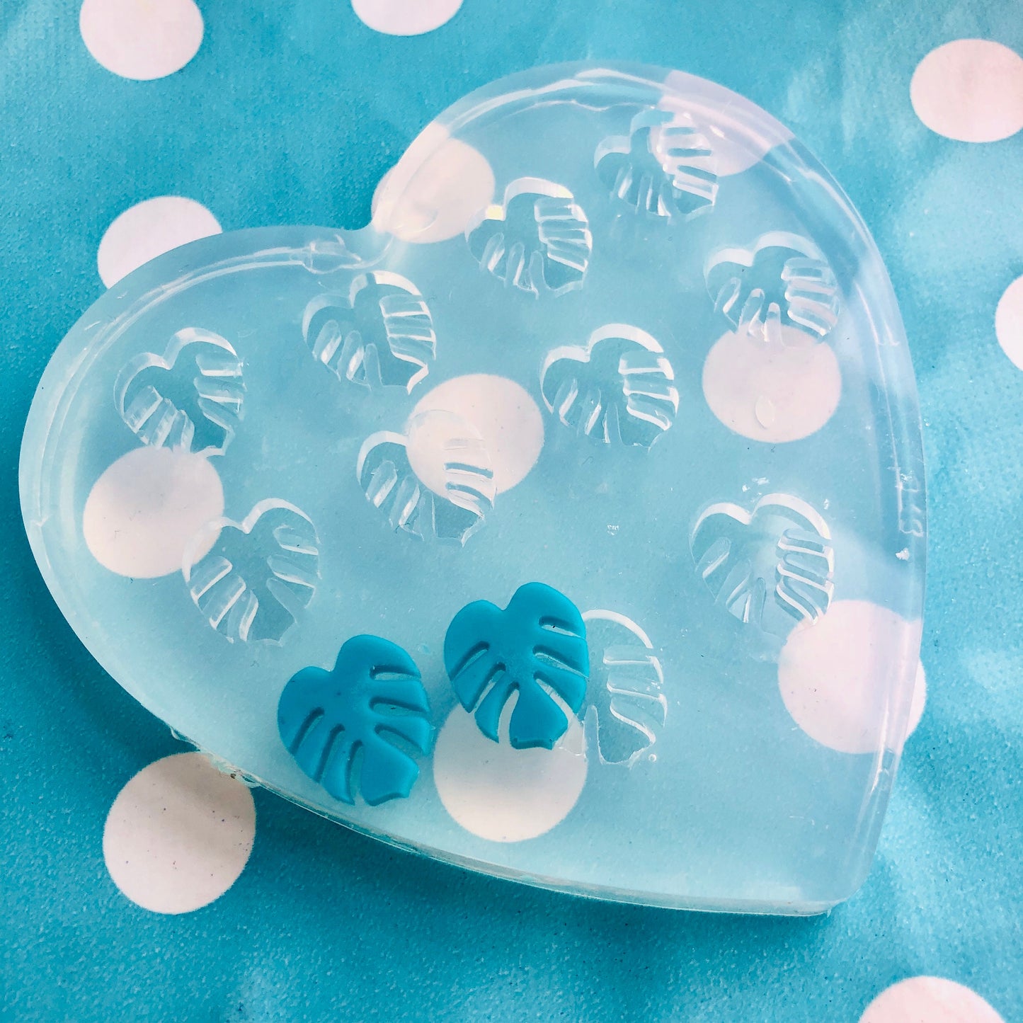 10 x 15mm Monstera Leaf Silicone Earring Mold