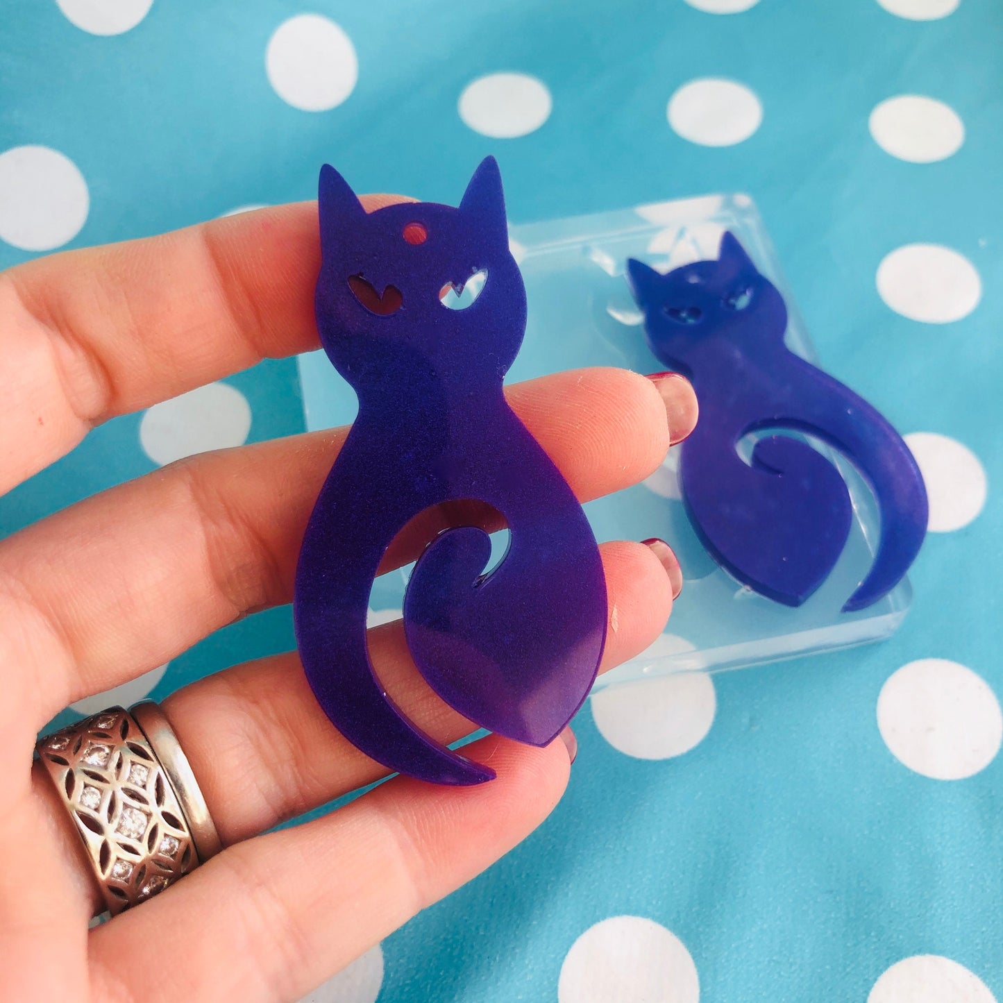 60mm Silicone Cat Dangle Earring Mold - Earrings Pet Resin Crafter Mould EM446
