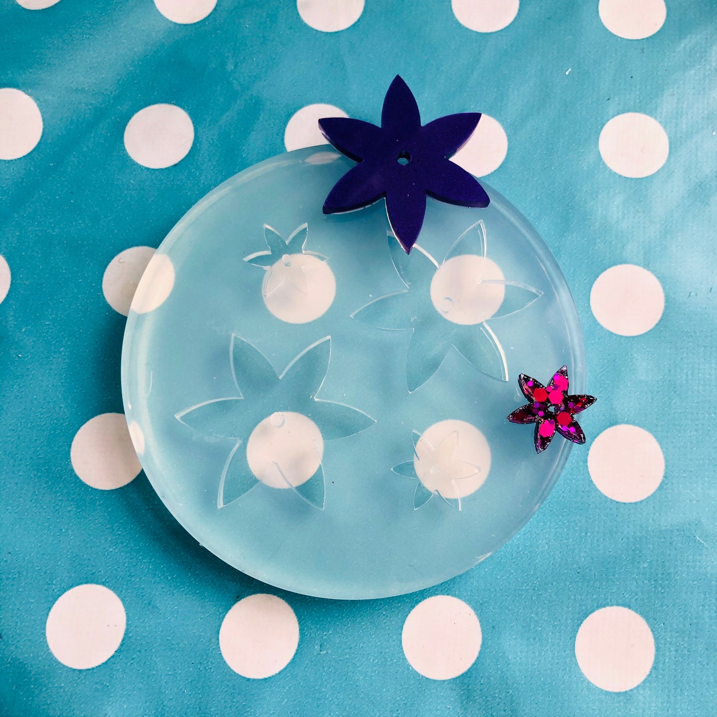 40mm Silicone Spinner Flower Earring Mold - Resin Moulds EM469