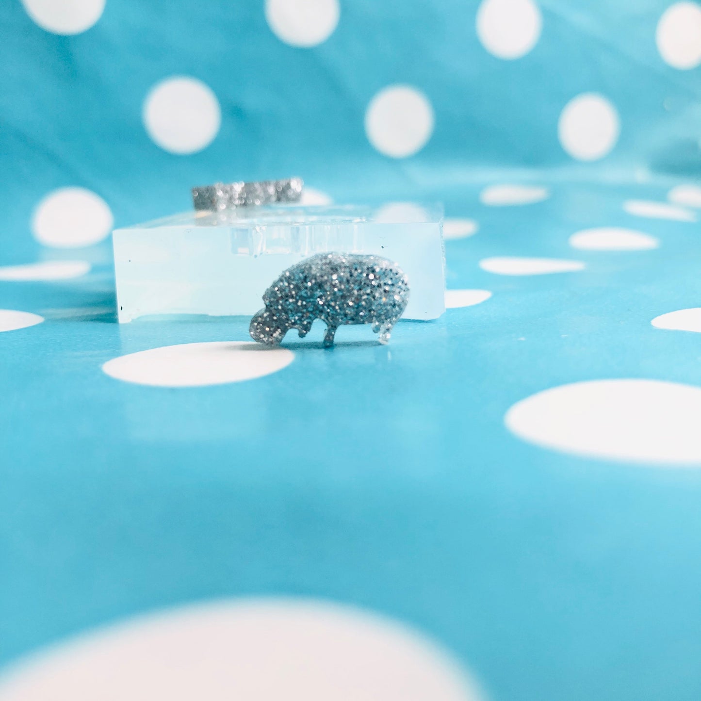 15mm Hippo Silicone Stud Earring Mold EM489 - ccc T