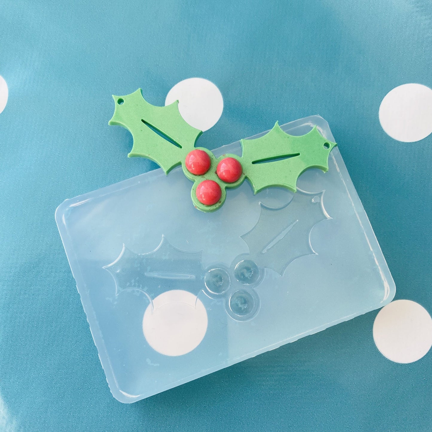 75mm Silicone Christmas Holly Necklace Mold NM11