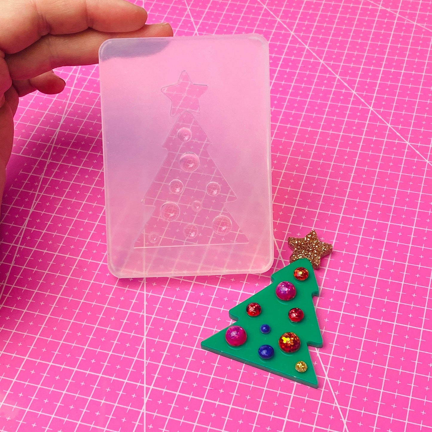 Clear Silicone Mold for Resin 70mm Christmas Tree Star 3D Domed Brooch Mold