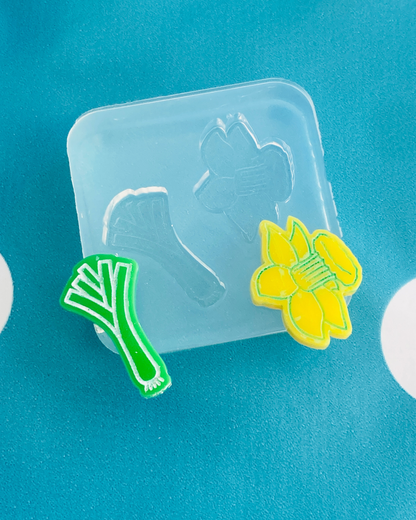 Daffodil and Leek Stud Earring Mold