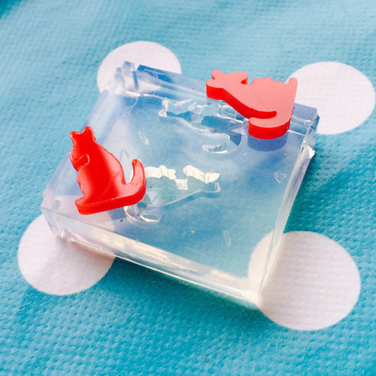 Silicone Earring Kangaroo Stud Mold  - Earrings Resin Crafter Mould Nature Animal EM72 T