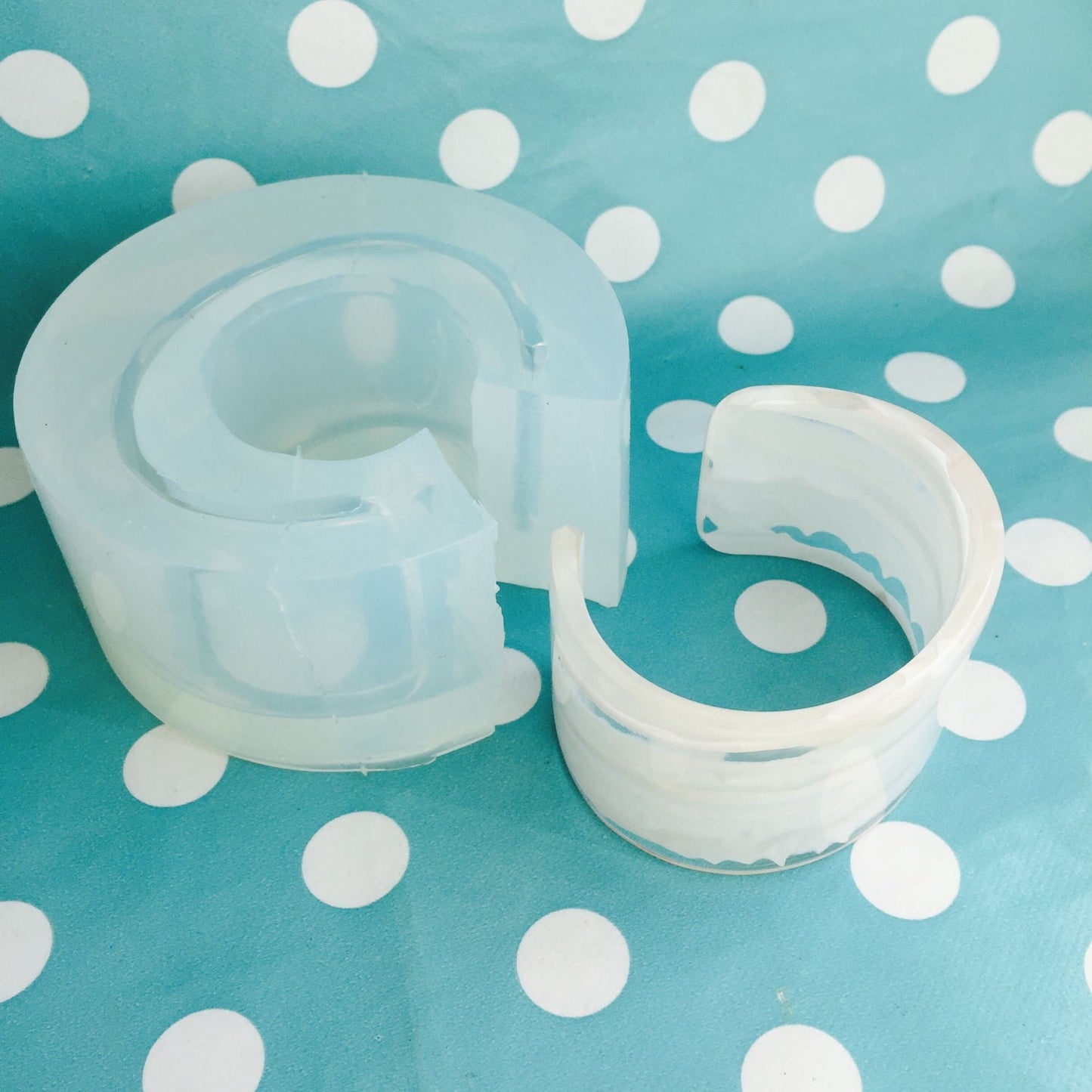 Clear Silicone Cuff Bangle Mold: Handmade Resin Jewellery