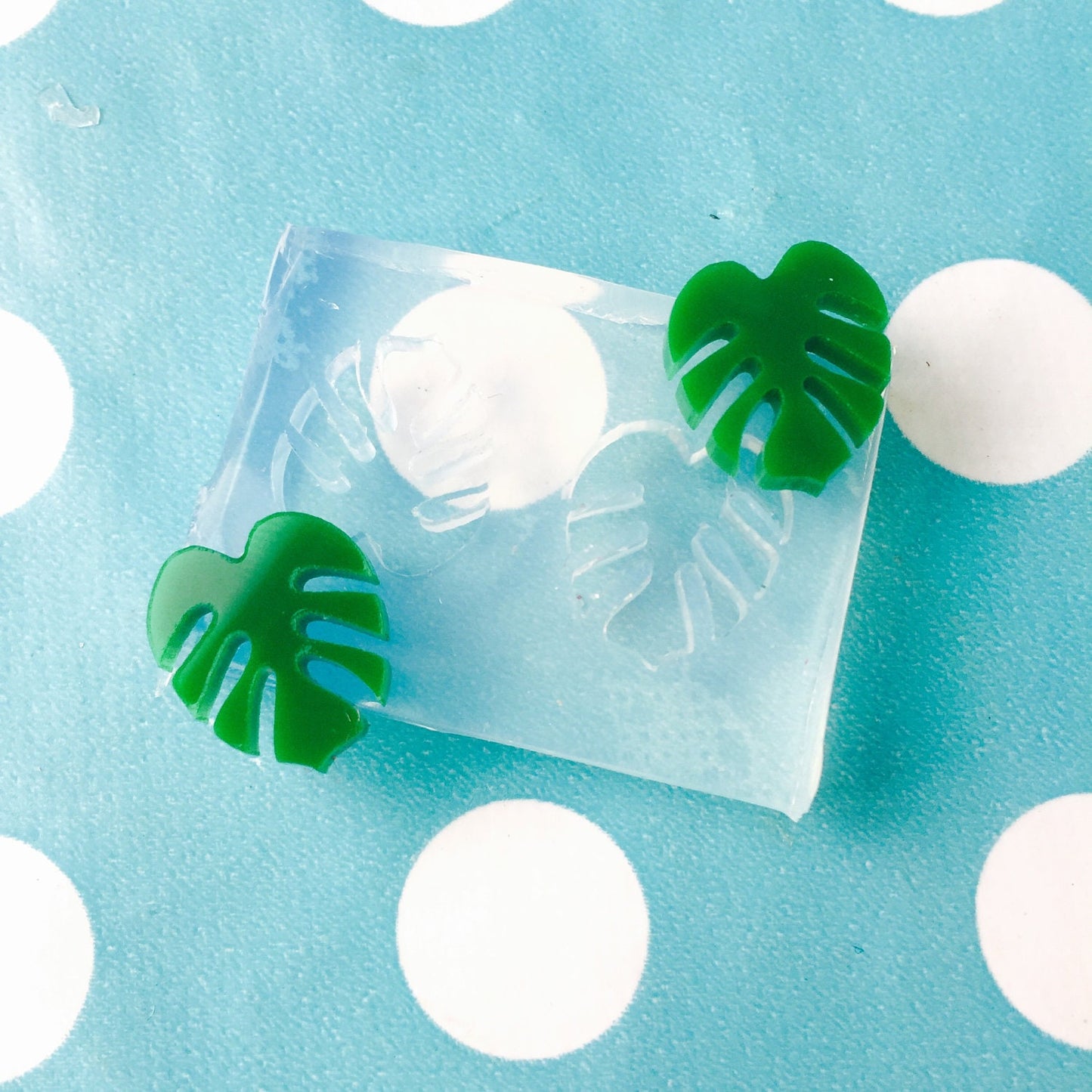 15mm Monstera Leaf Silicone Earring Mold - Resin Mould Stud Shape Tropical EM99 ccc T