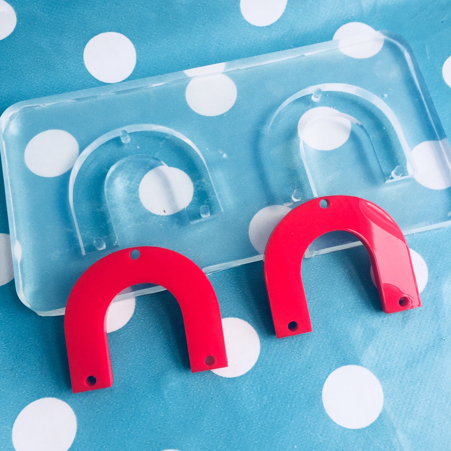 35mm Flat Arc Silicone Mold - Charm Earring Dangle with Holes Statement EM16