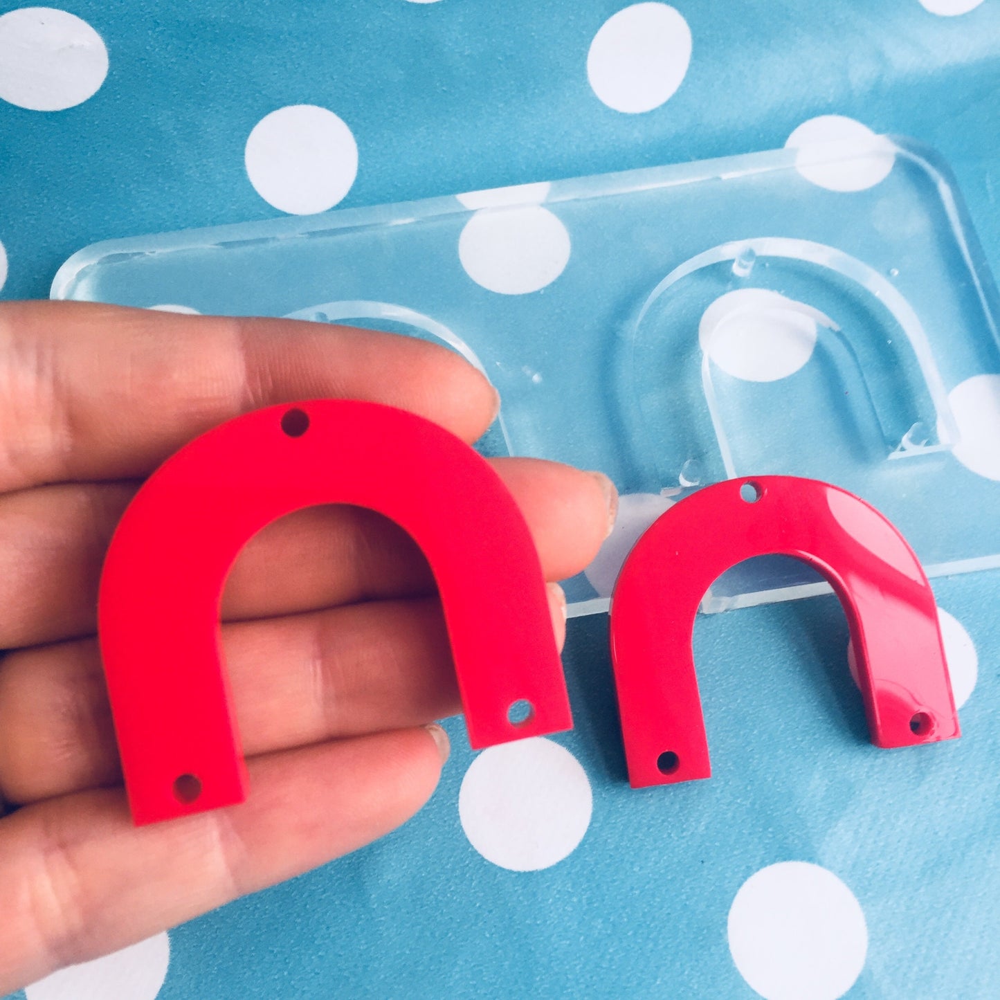 35mm Flat Arc Silicone Mold - Charm Earring Dangle with Holes Statement EM16