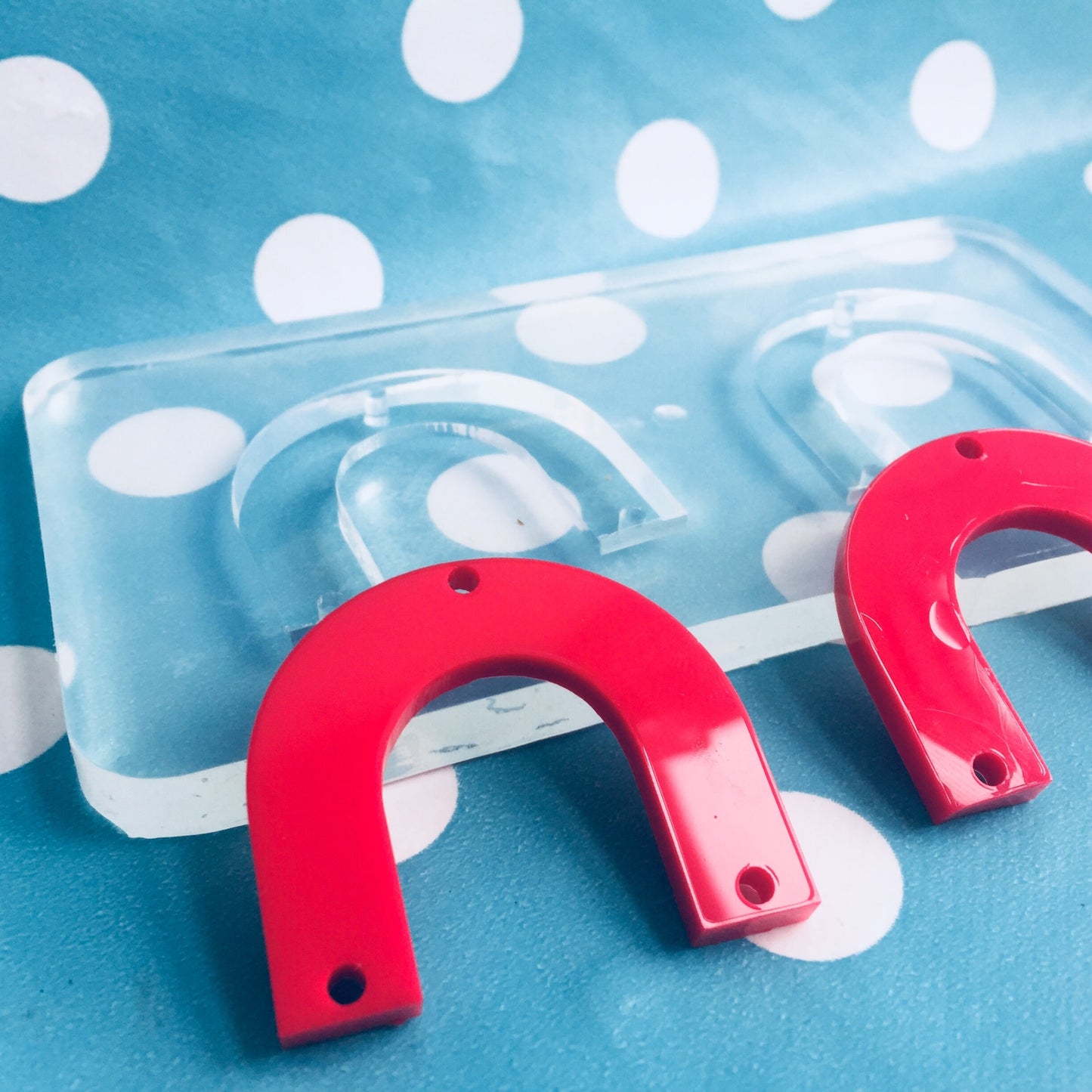 35mm Flat Arc Silicone Mold - Charm Earring Dangle with Holes Statement EM16