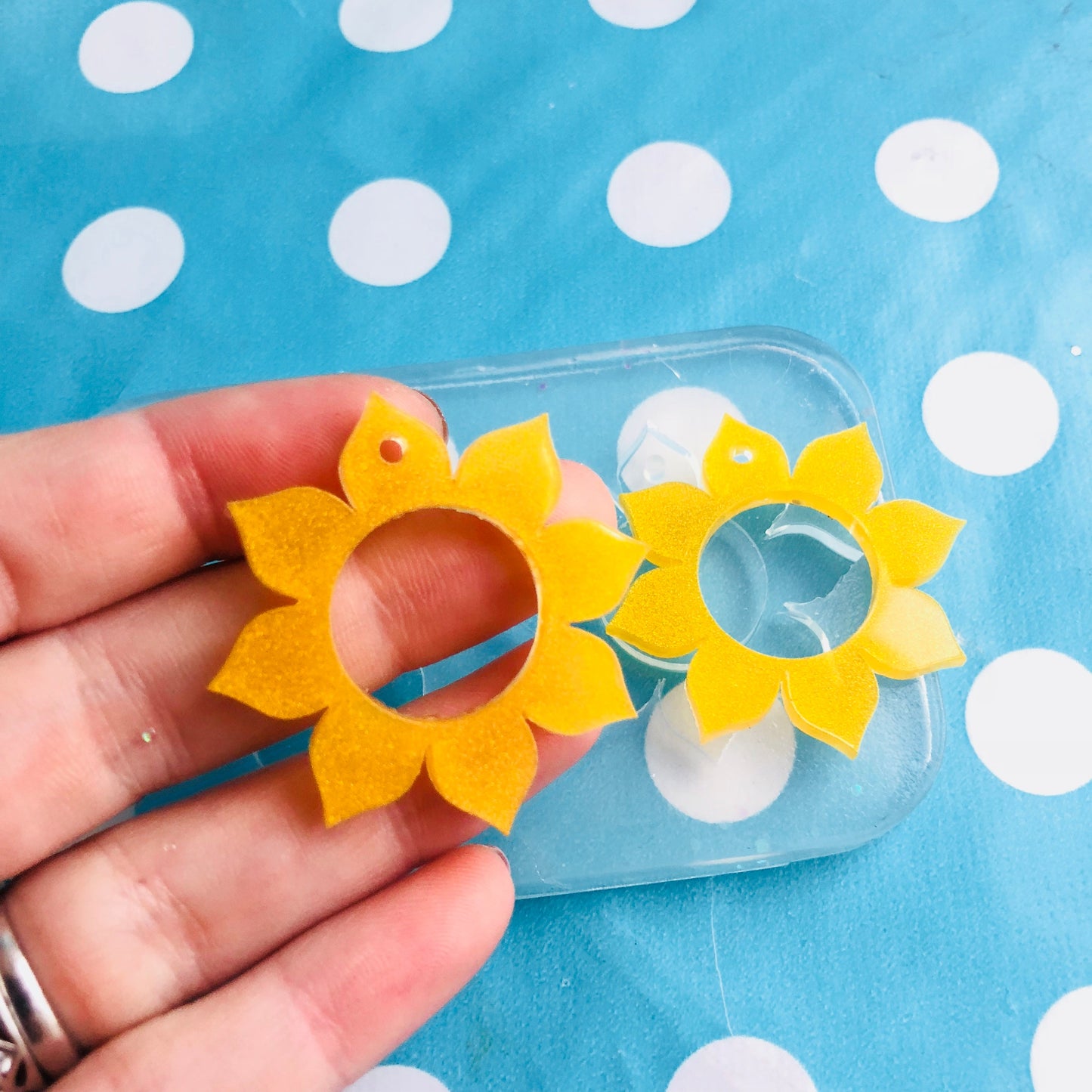 40mm Silicone Sunflower Earring Mold