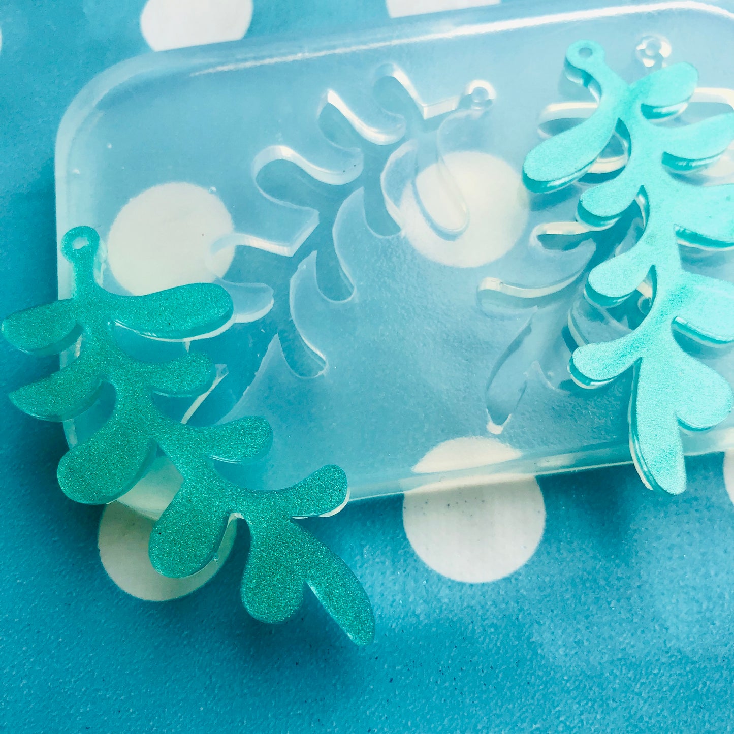 Leaf 5 of Leafy Liaison Collection EM415