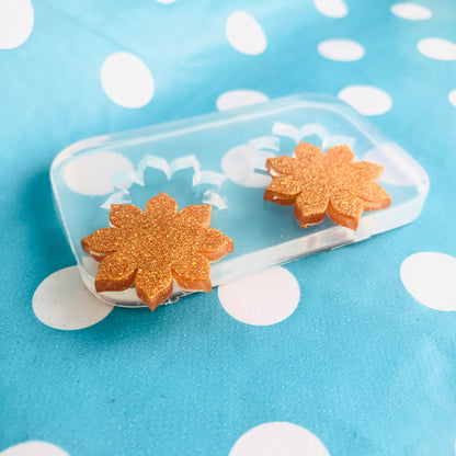 30mm Silicone Flower Stud Earring Mold - Resin Mould Crafter