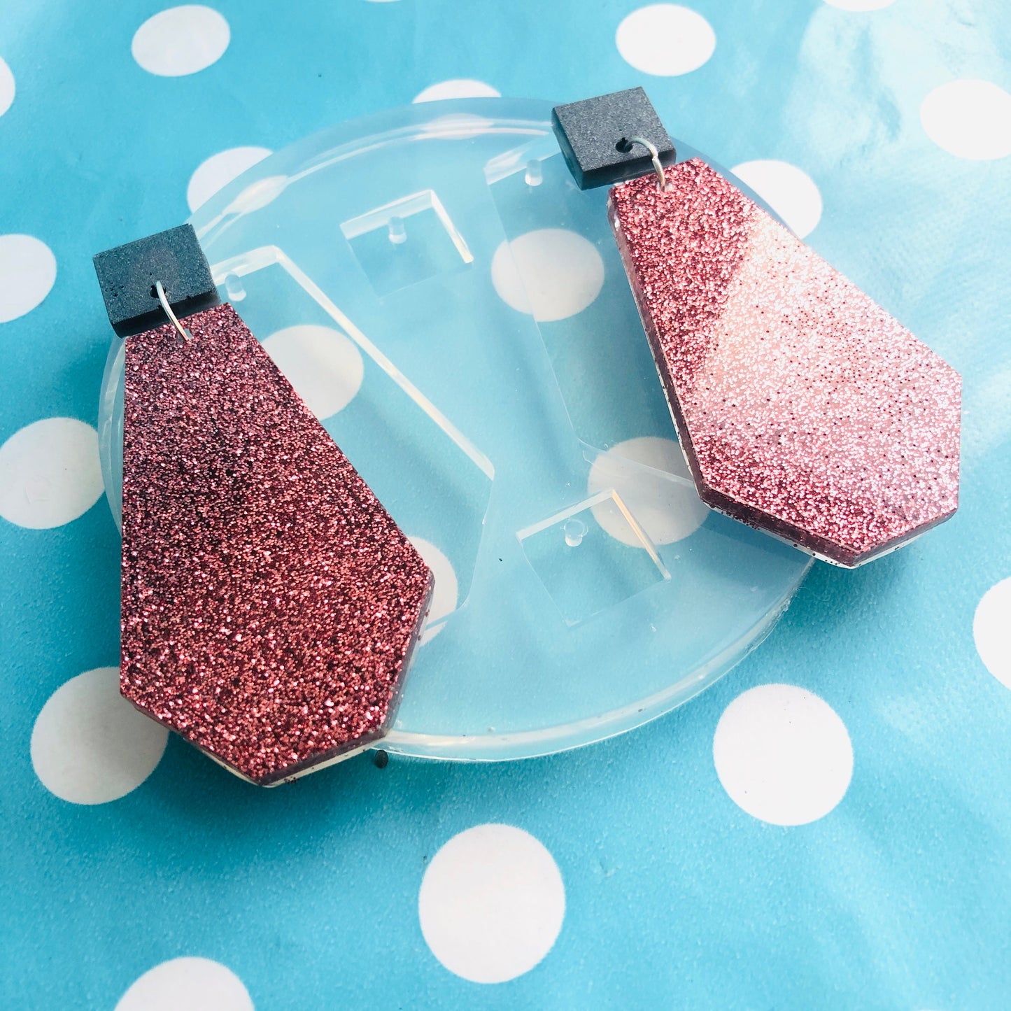 70mm  XL Silicone Anglar Dangle Earring Mold  - Earrings Resin Crafter Mould EM454 T