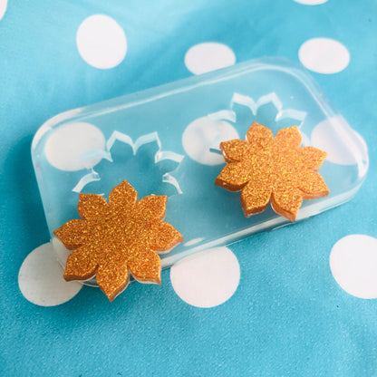 30mm Silicone Flower Stud Earring Mold - Resin Mould Crafter