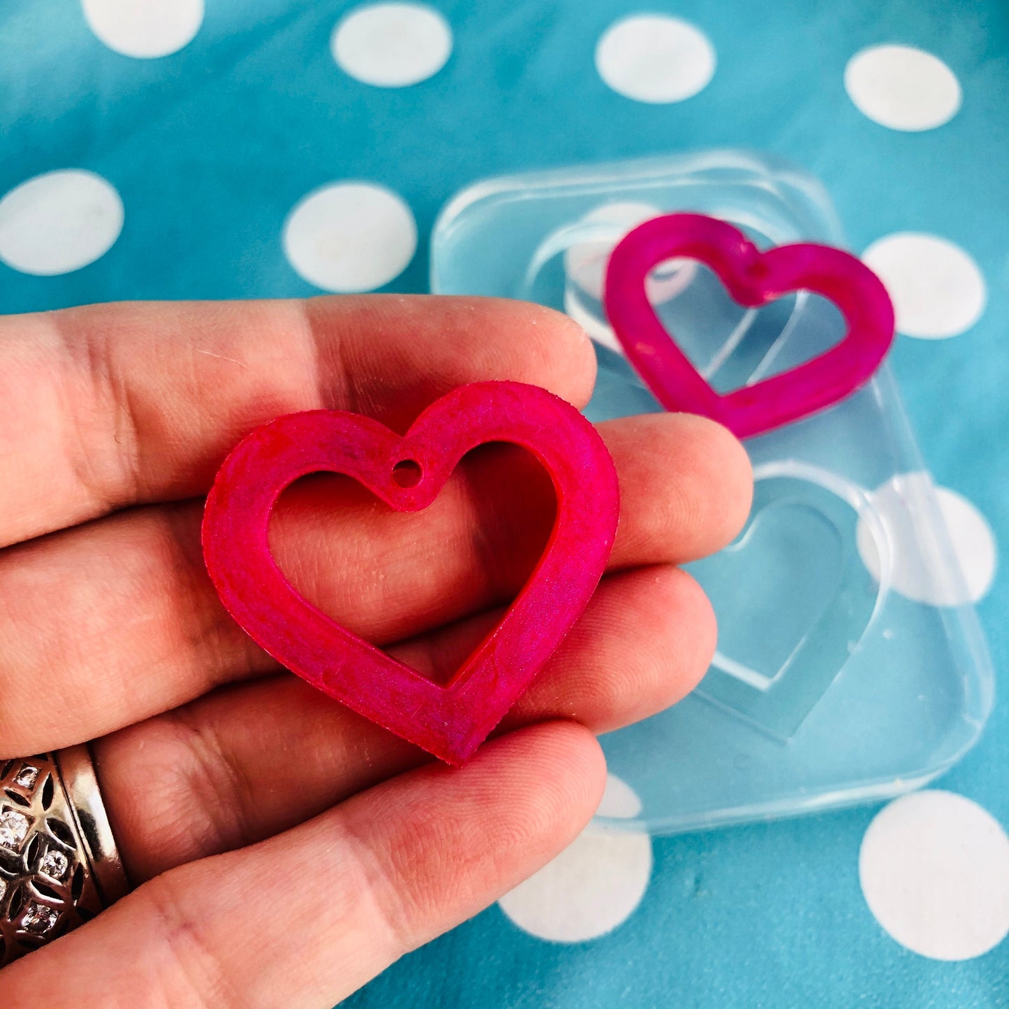30mm Silicone Heart Dangle Mold
