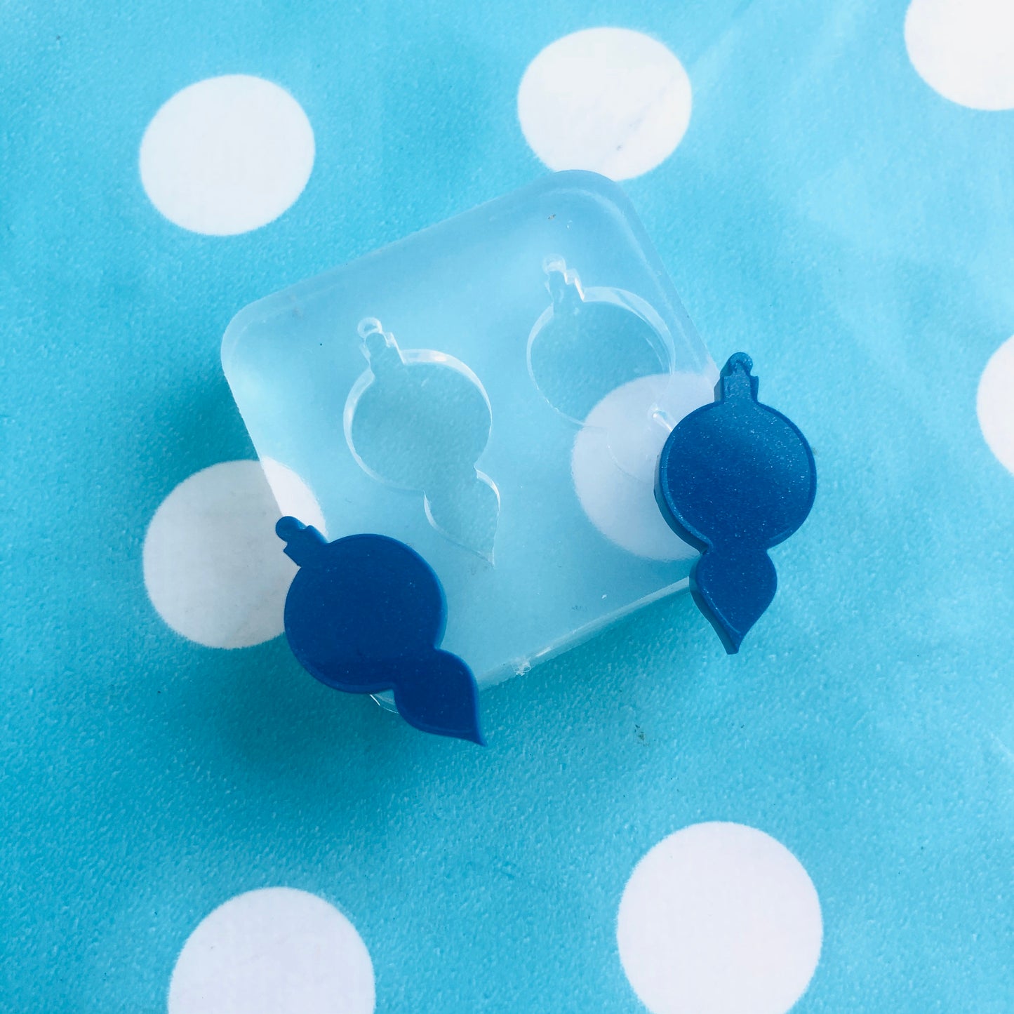 18mm Christmas Bauble Ornament Silicone Earring Mold