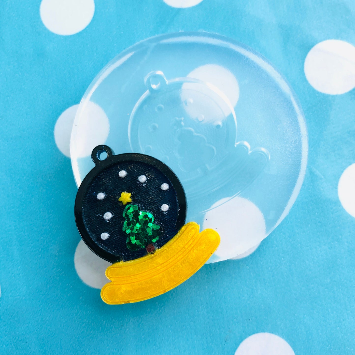 45mm Silicone Christmas Snow Globe Necklace Mold with Tree - Resin Flexible Rubber Clear Necklace DIY Holiday PM56 T