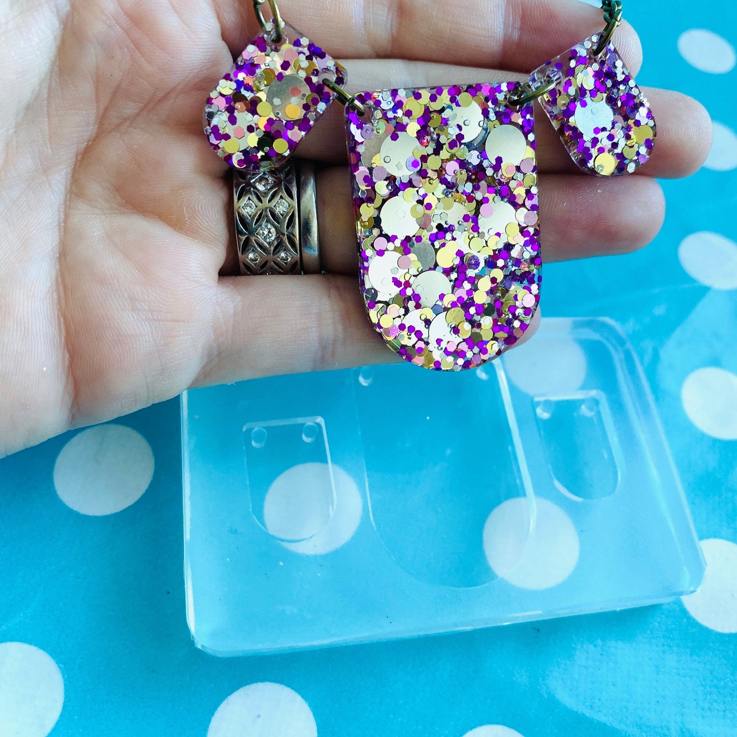 Bib Link Style  Necklace Silicone Mold - Resin Mould PM57 T