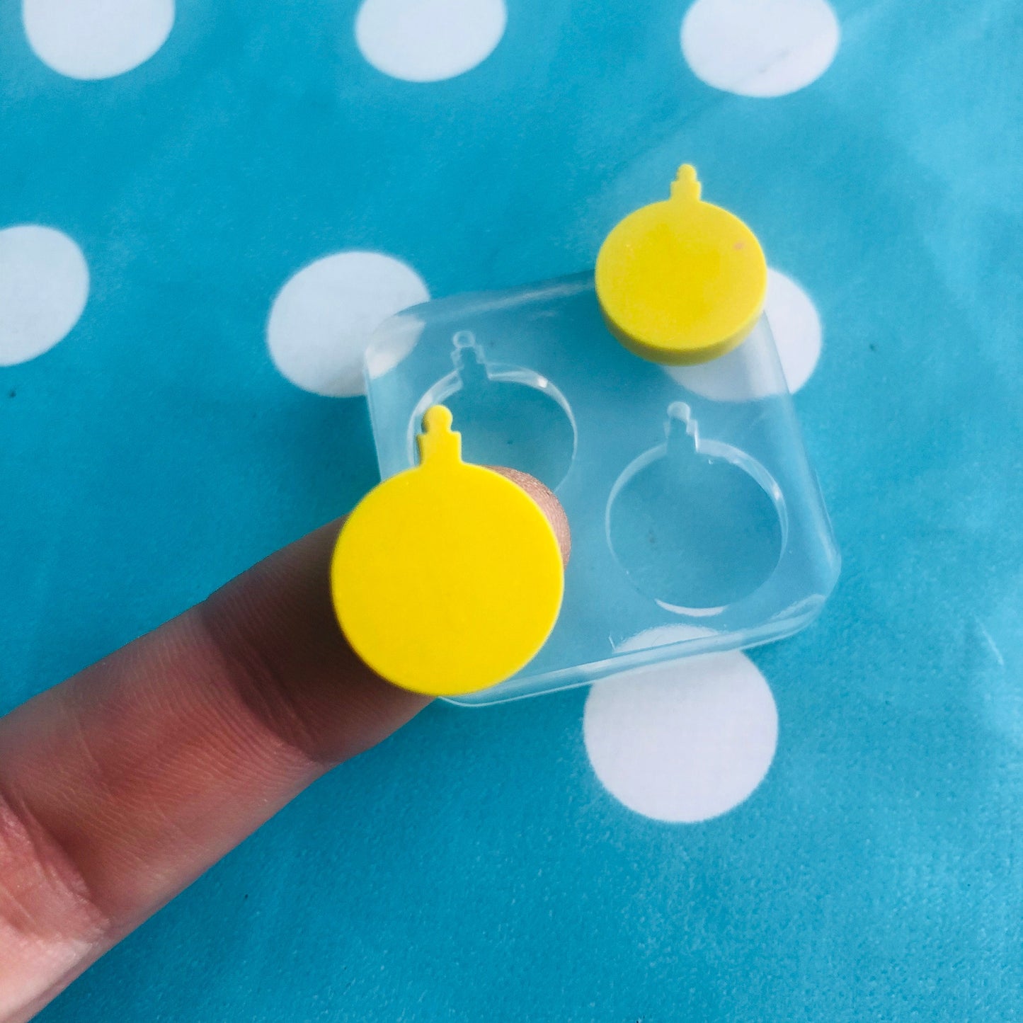 14mm Christmas Bauble Ornament Silicone Earring Mold - Resin Mould EM506 ccc T