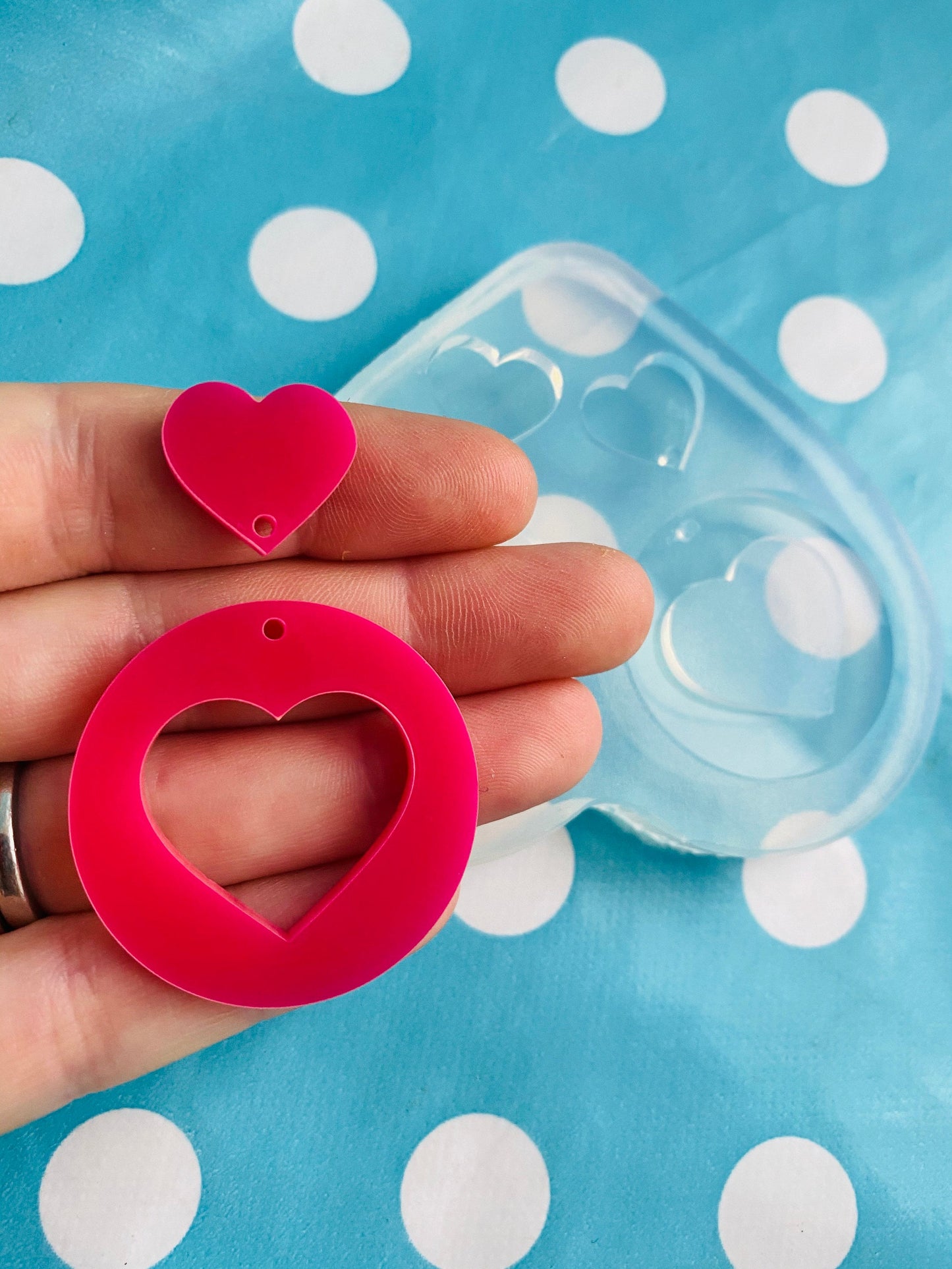 35mm Cut Out Heart Dangle Earring Mold - Silicone Mold Craft Resin Earrings EM509 ccc T