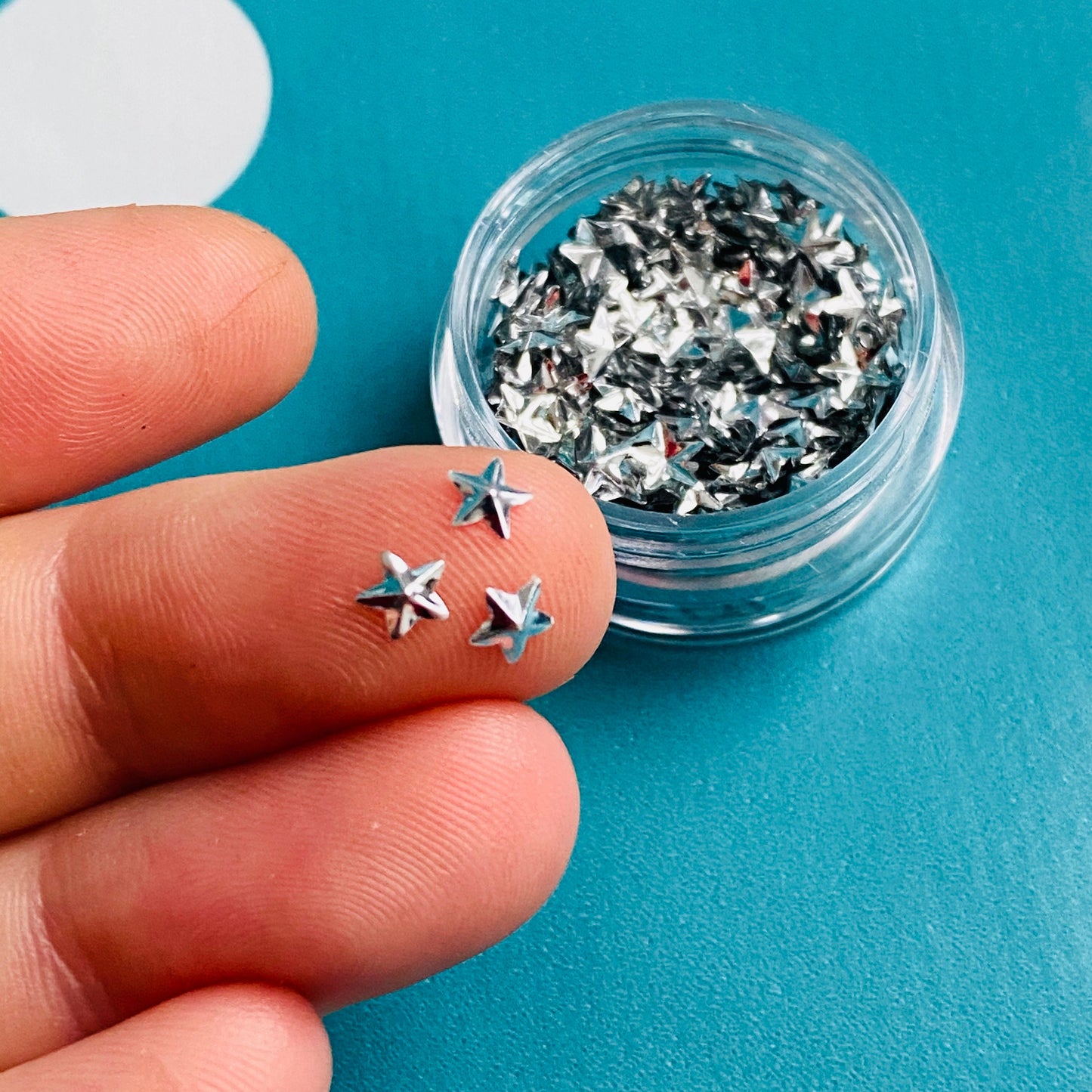 3D Silver Star Confetti: 5mm (5ml Tub) Craft Supplies