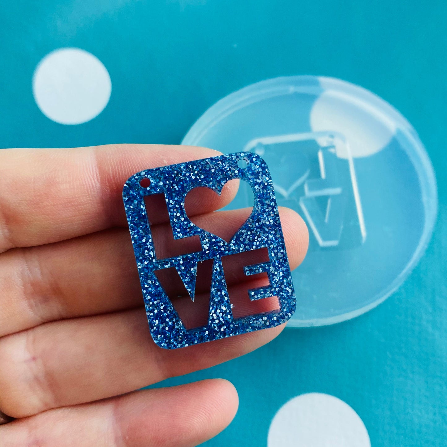 30mm Love Word Silicone Pendant Mold - Resin Crafter NM08