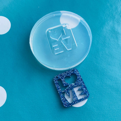 30mm Love Word Silicone Pendant Mold - Resin Crafter NM08