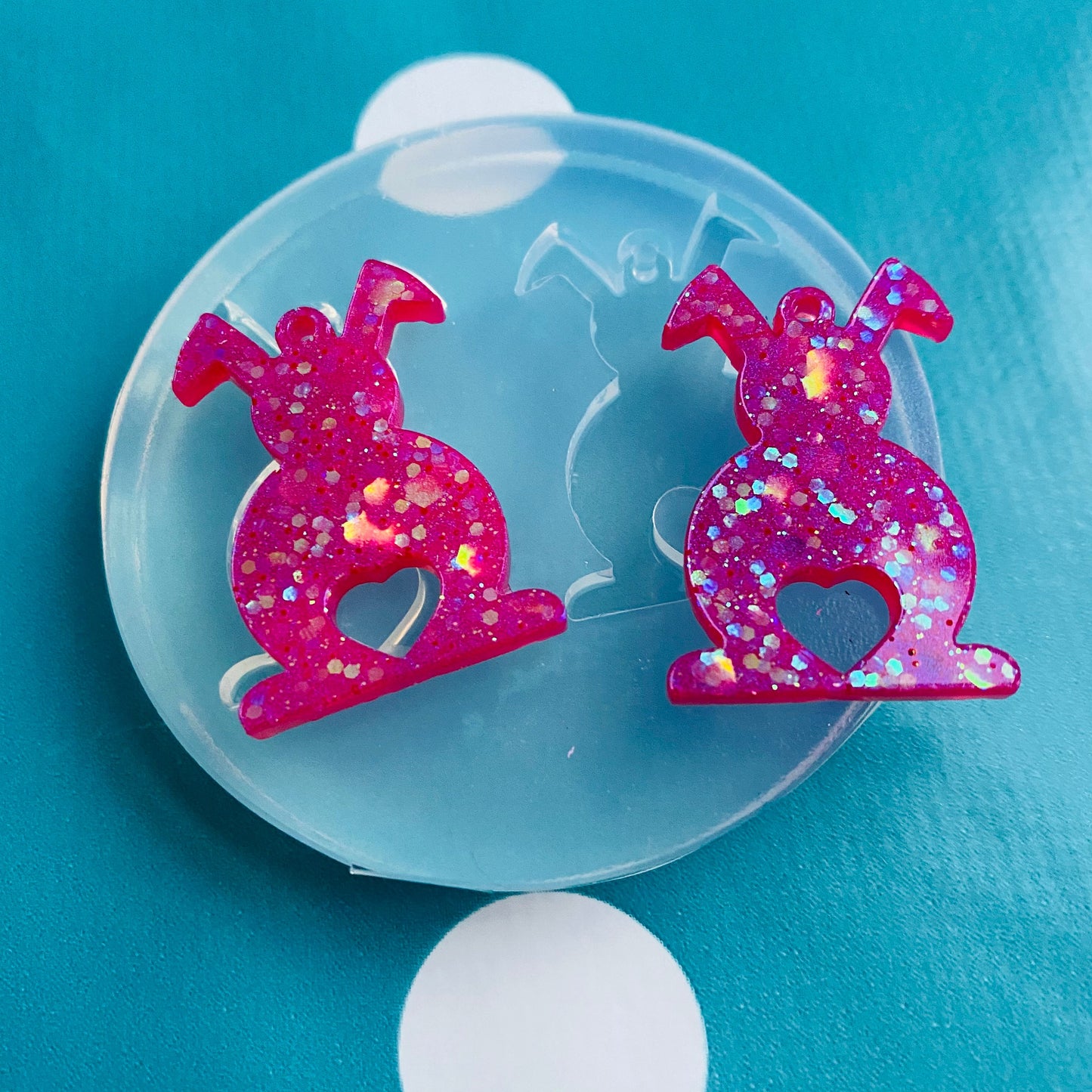 30mm Rabbit Earring Silicone Mold -  Resin Earrings Crafter Mould EM540 T