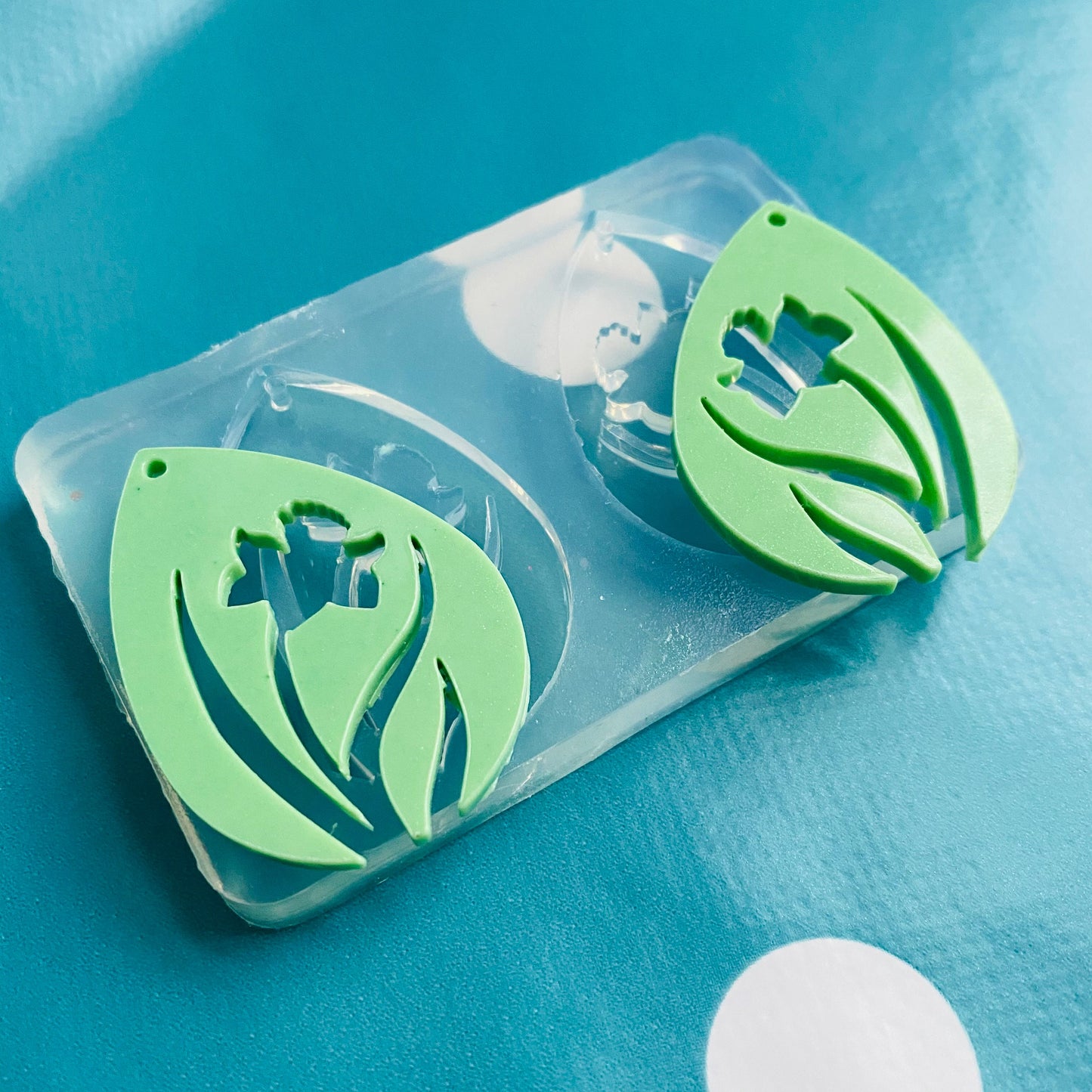 40mm Silicone Daffodil Earring Mold