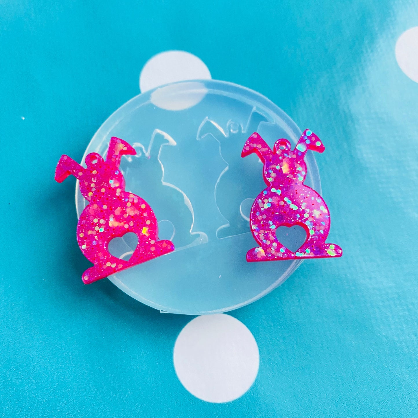 30mm Rabbit Earring Silicone Mold -  Resin Earrings Crafter Mould EM540 T