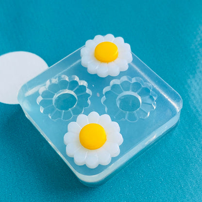 15mm Silicone Daisy Flower Stud Earring Mold -  Resin Earrings Mould EM548