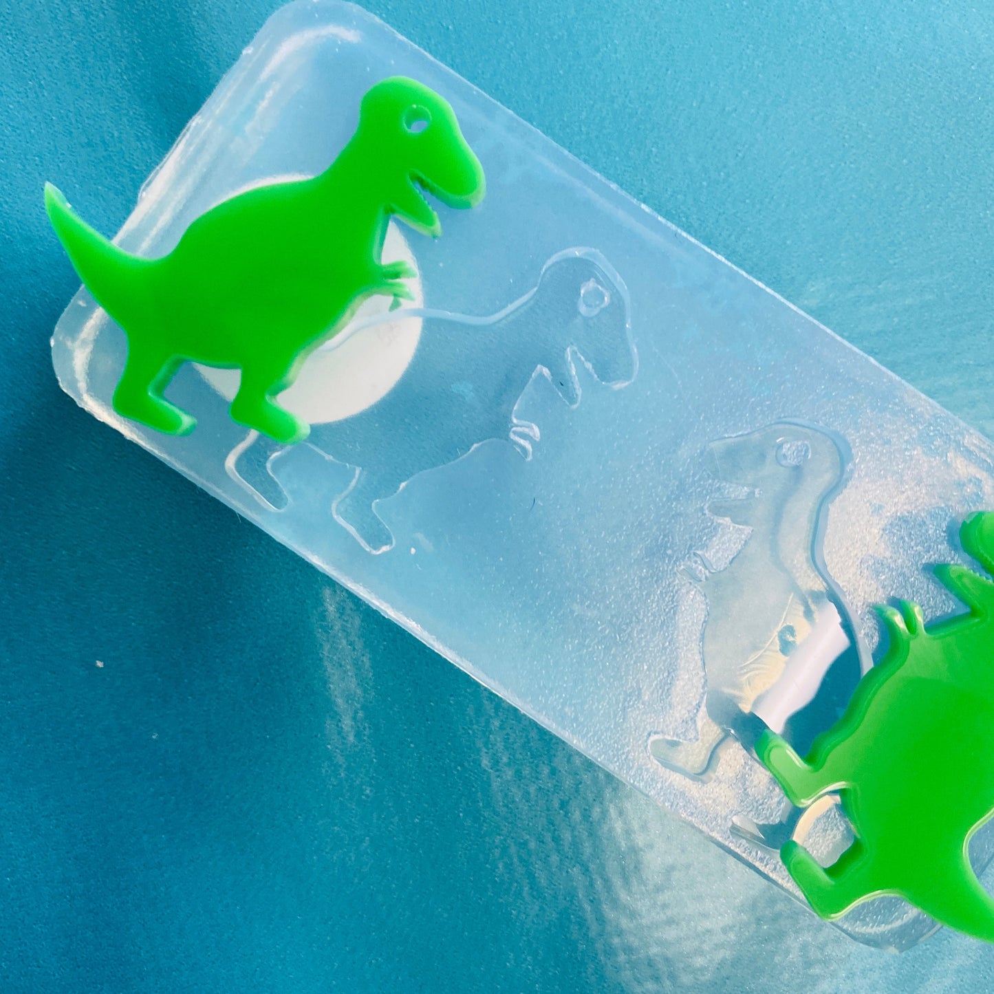 Silicone Earrings T Rex Mold Resin  - Earring Resin Crafter Dinosaur EM134