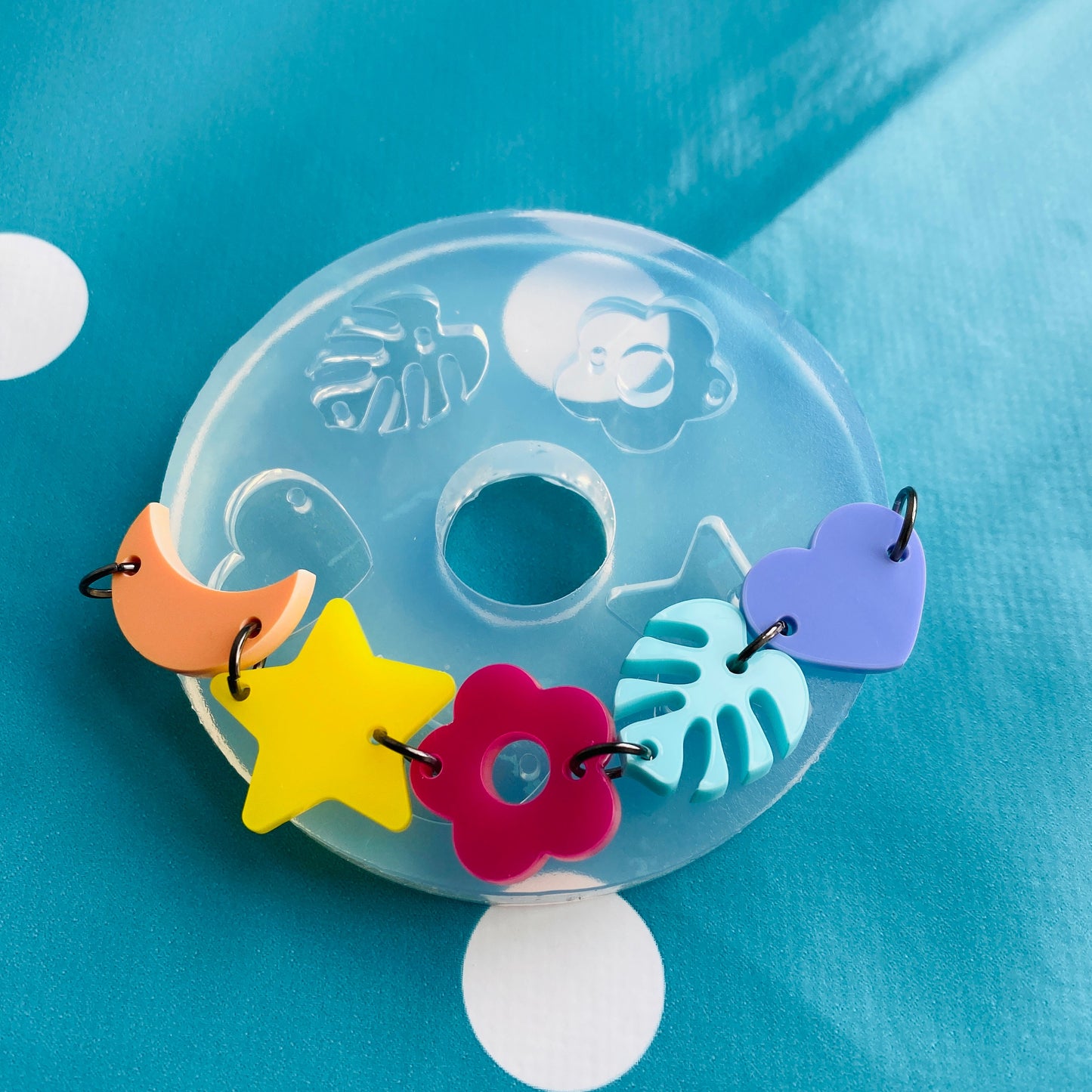 Bracelet Charm Silicone Mold Heart Moon Star Monstera Flower EM268