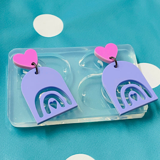 30mm Flat Arc Cut Out Rainbow Silicone Heart Dangle Earring Mold em259
