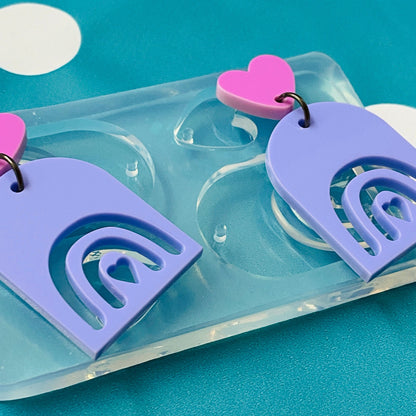 30mm Flat Arc Cut Out Rainbow Silicone Heart Dangle Earring Mold em259