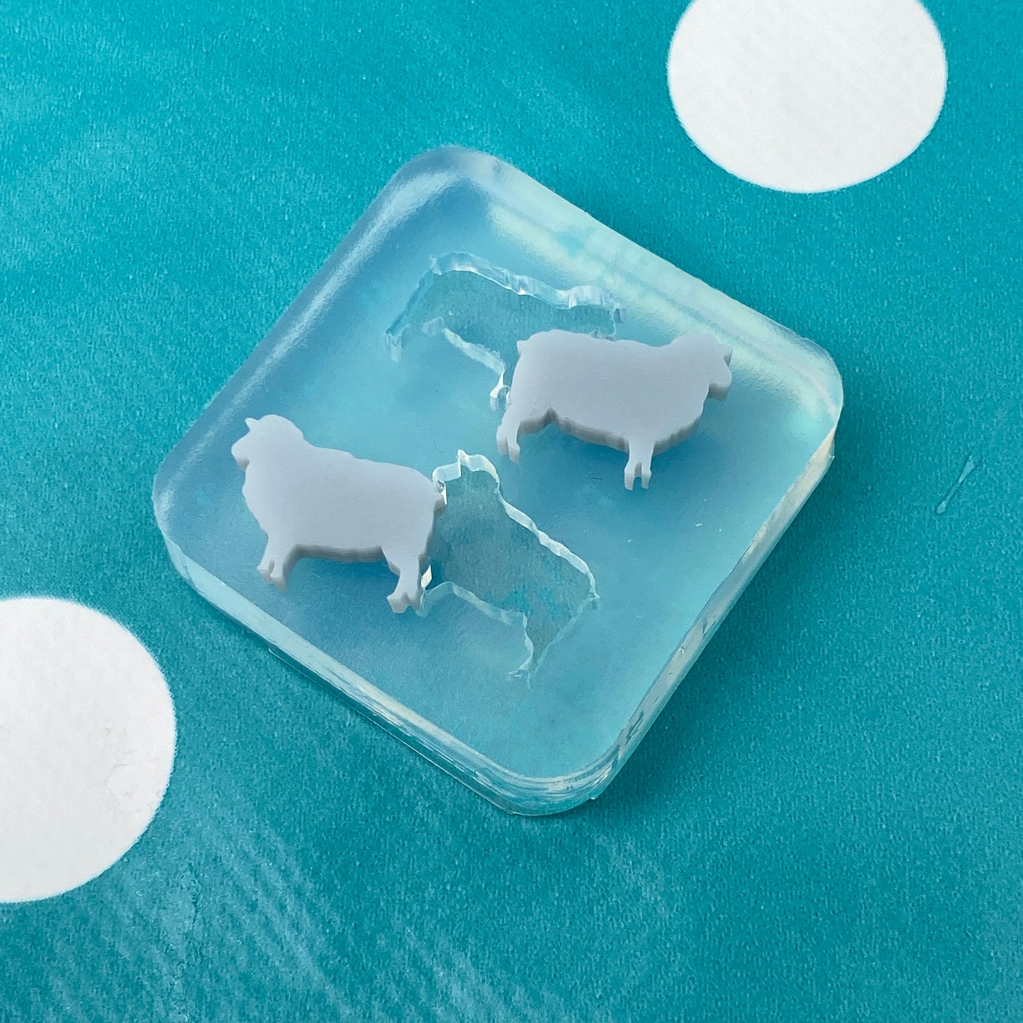10mm Silicone Sheep Stud Earring Mold  - Earrings Resin Bird Crafter Mould