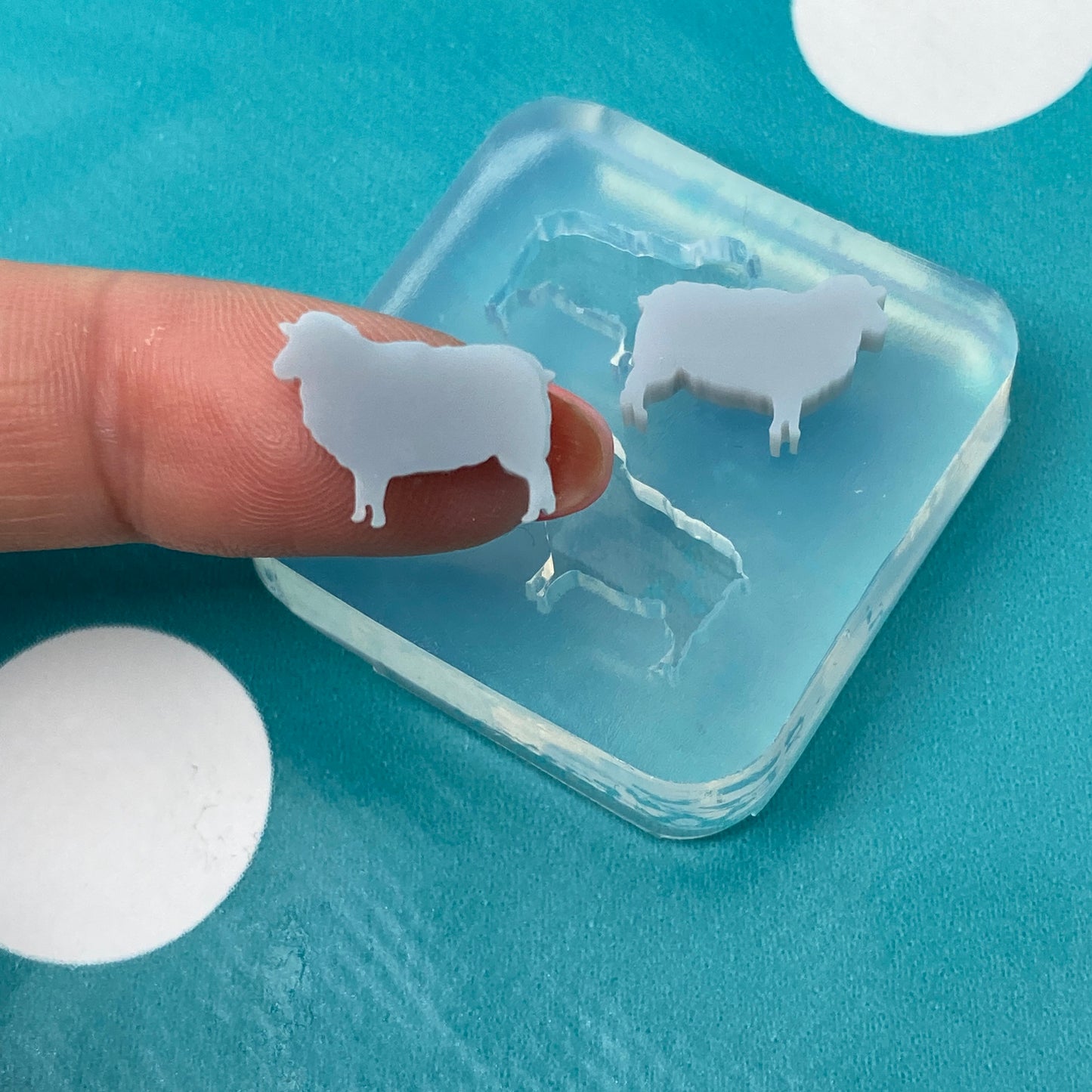 10mm Silicone Sheep Stud Earring Mold  - Earrings Resin Bird Crafter Mould
