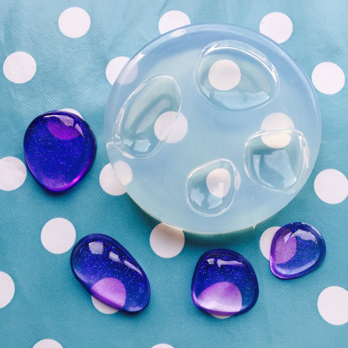 4 Smooth Pebble Shape Stone Cabochons Silicone Mold Necklace Resin Pendant Jewellery Mould PM03