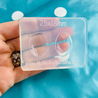 2 x 25mm Oval Cabochons Silicone Mold  Necklace Resin Pendant Jewellery