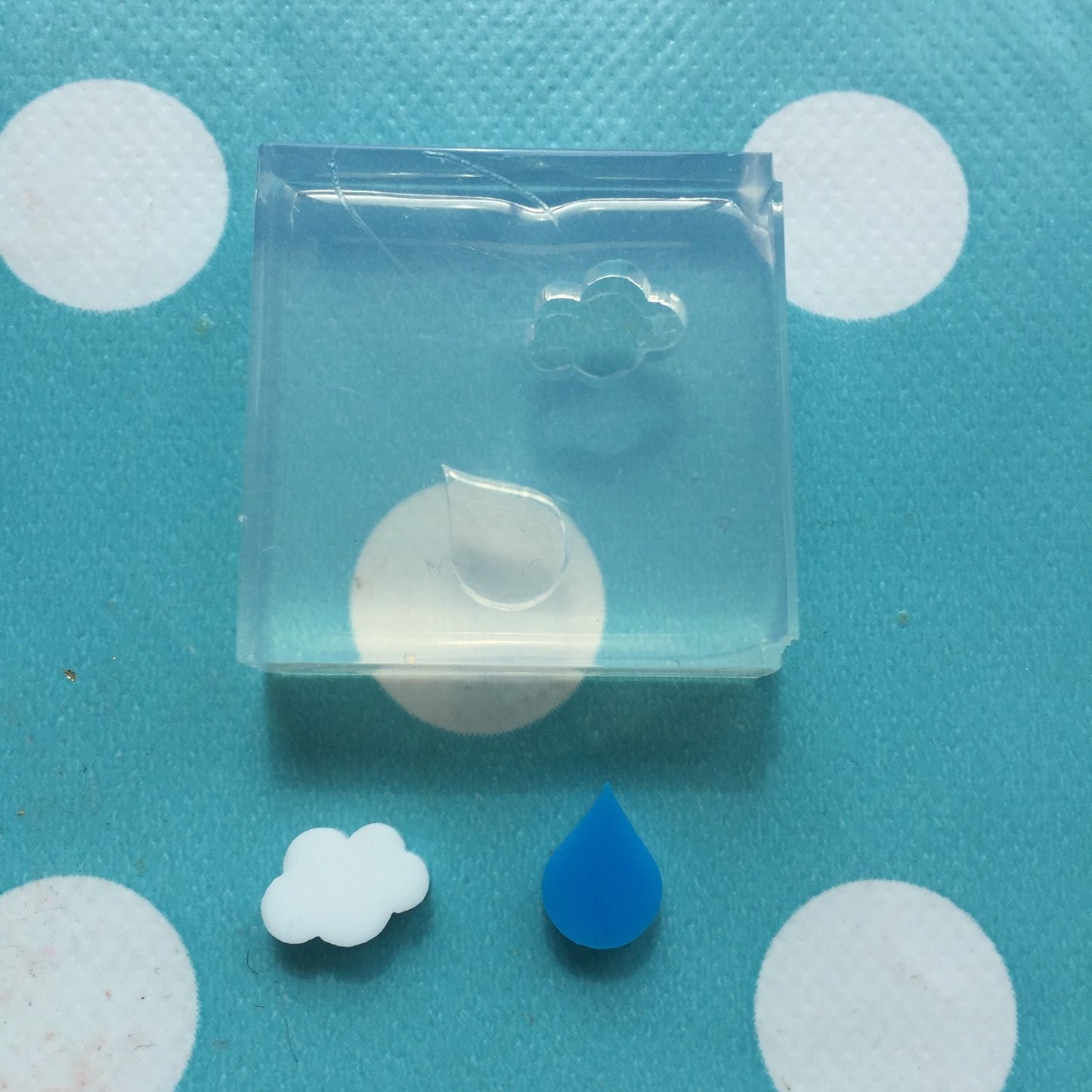 Silicone Earring Rain Drop Cloud shape Stud Mold  -  EM143