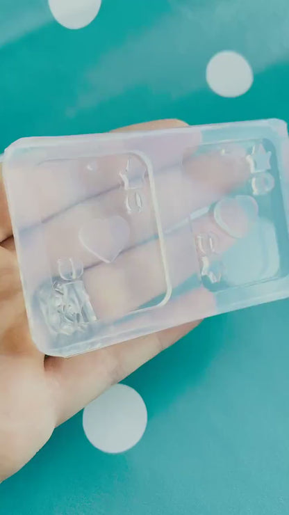 Queen of Hearts Playing Silicone Dangle Earring Mold - EM528